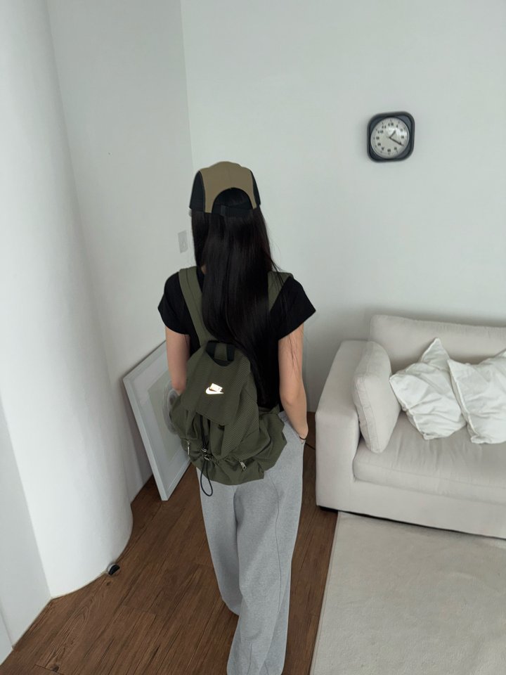 5f1472eee2dff45c02385df943a1e90b_1748349863_6167.jpg