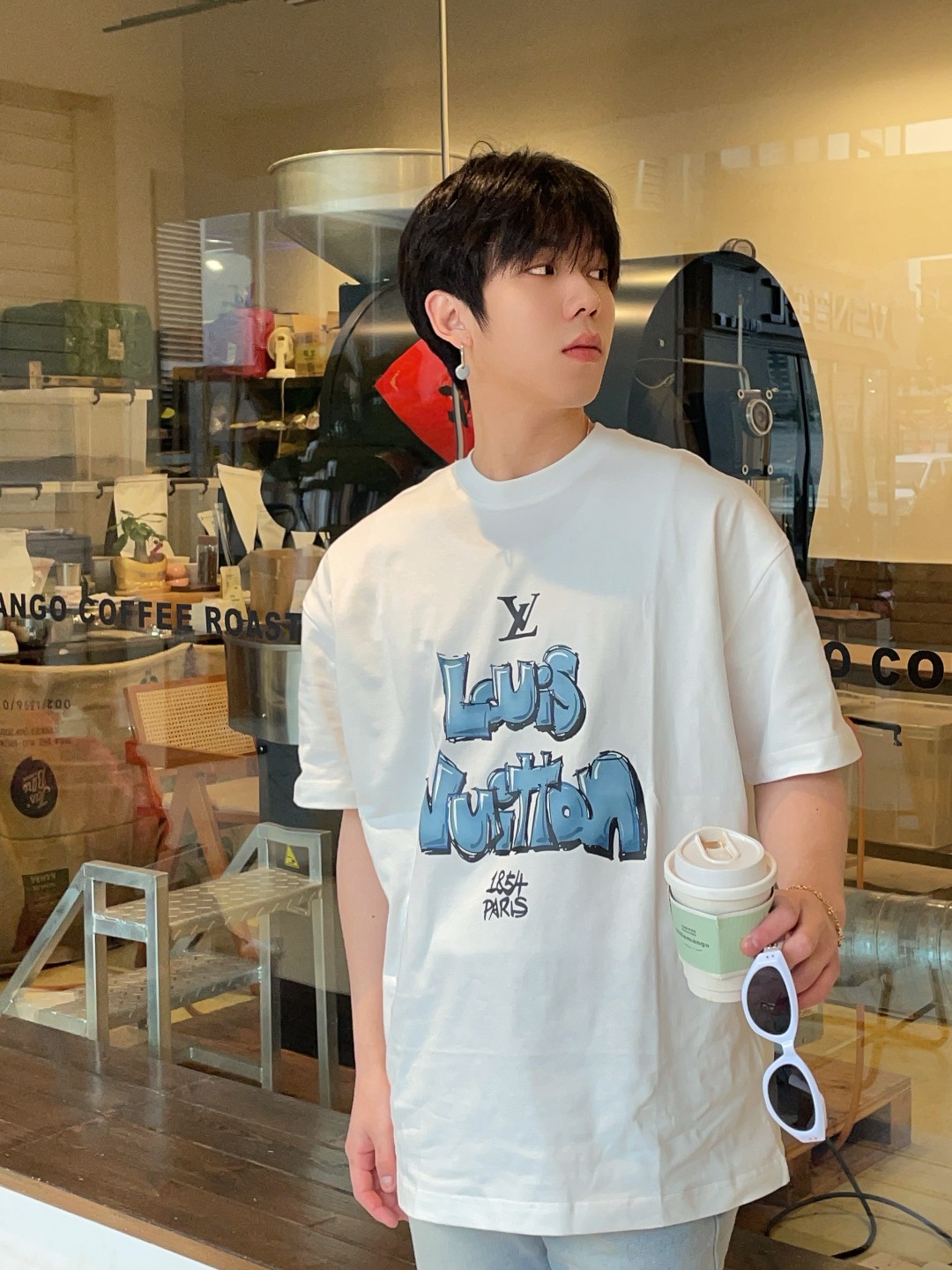 루이비통 1845 그래피티 레터 반팔 2color