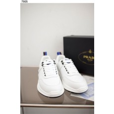 프라다 로우 화이트 스니커즈
