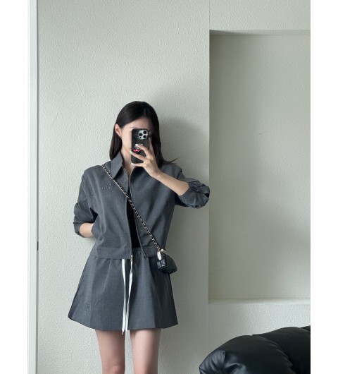 미우미우 여성 체커 셋업