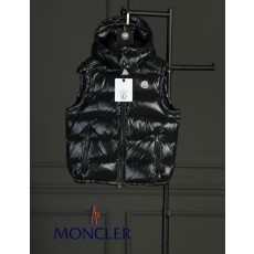 몽클레어 보르메스 Bormes 후드 다운 베스트