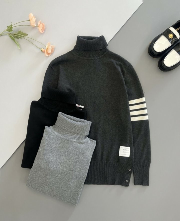톰브라운 4바 클래식 터틀넥 - 3 Color