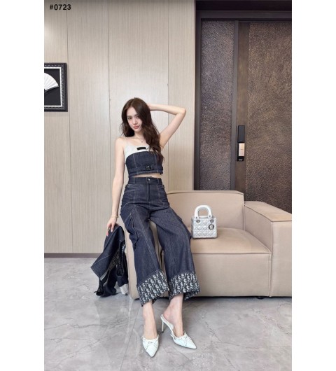 디올 여성 사이드 버클 포인트 오블리크 청바지