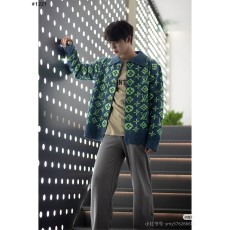 루이비통 시그니쳐 모노그램 가디건