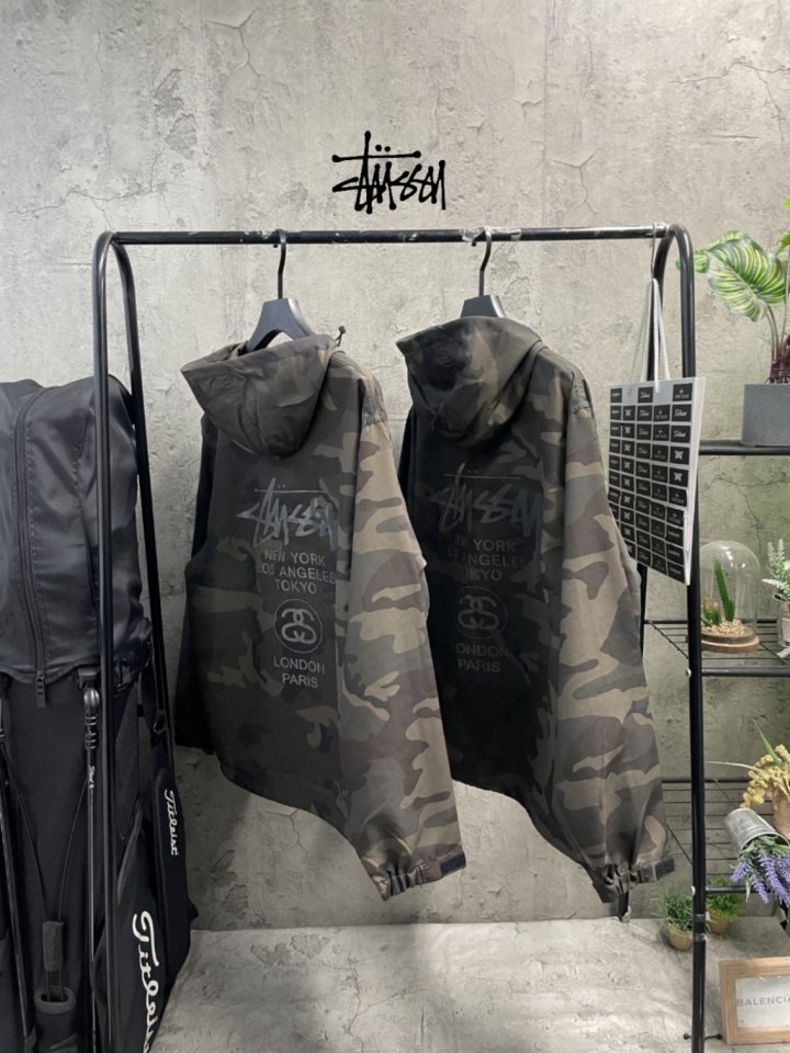 스투시 카모 윈드자켓