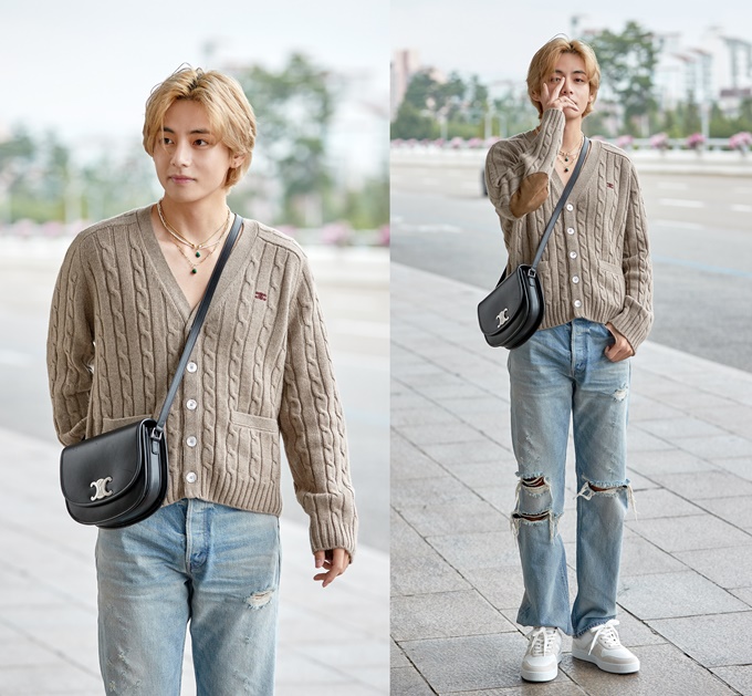 셀린느 케이블 니트 트리옹프 가디건 캐시미어 라이트 토프