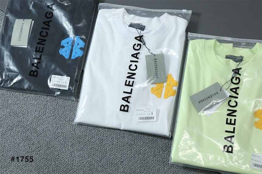 발렌시아가 BB 레터링 블럭 패치 반팔티 - 3 Color