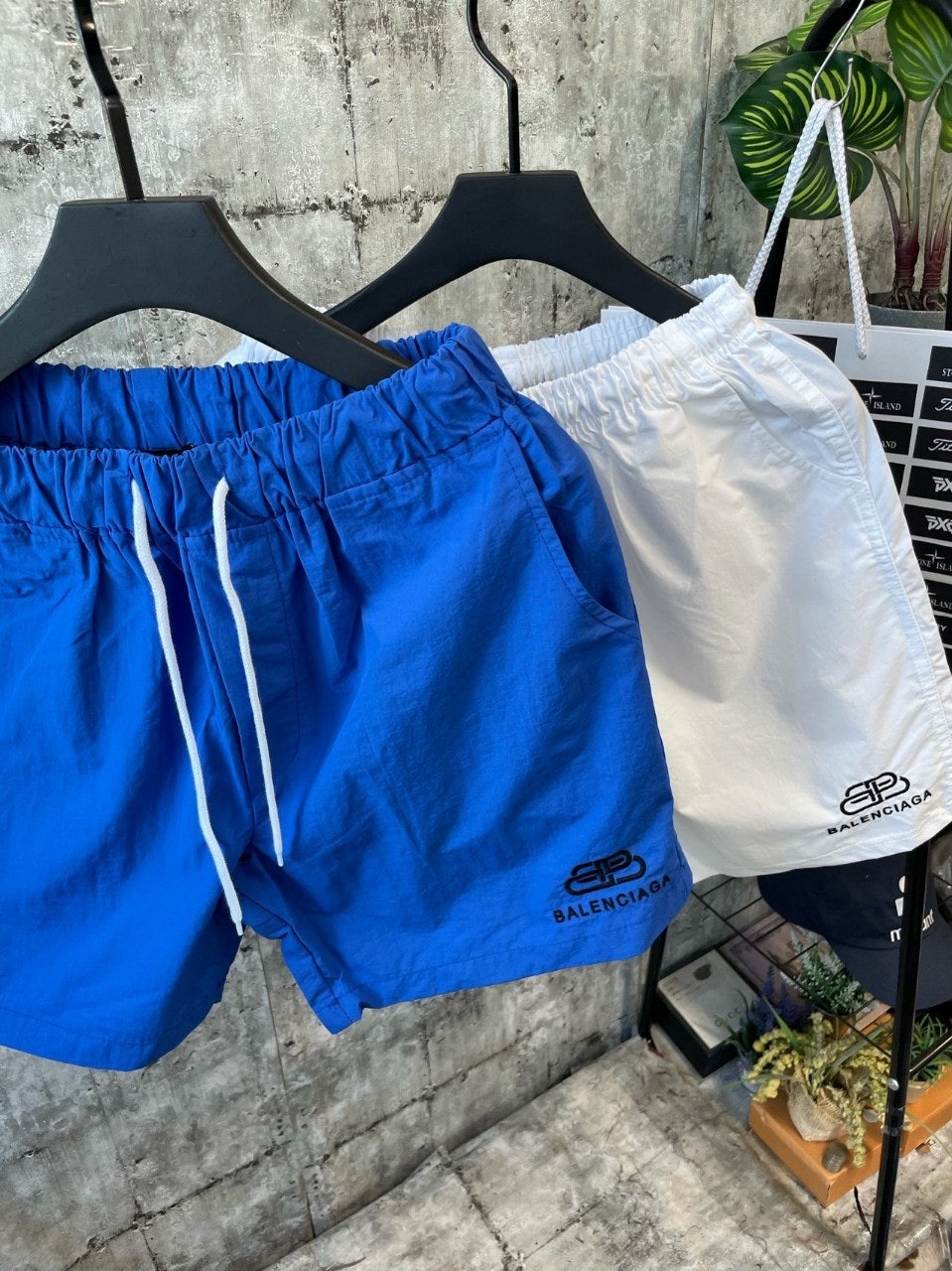 발렌시아가 고리 하프팬츠 2color