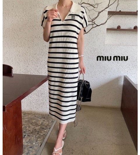 미우미우 자수 골지 니트 원피스 (2color) -20324