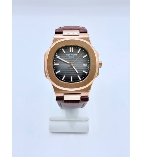 파택필립 노틸러스 그레이다이얼 브라운 가죽 (국내공장 AS가능)