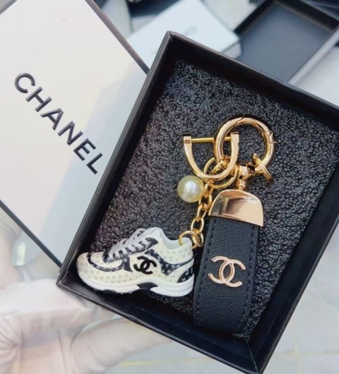 샤넬 운동화키링