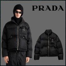 프라다 리나일론 크롭 쇼트 패딩