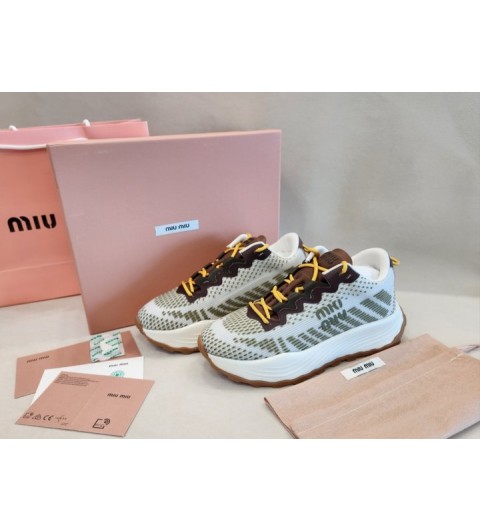 미우미우 여성 테크니컬 패브릭 스니커즈 - 고급버전