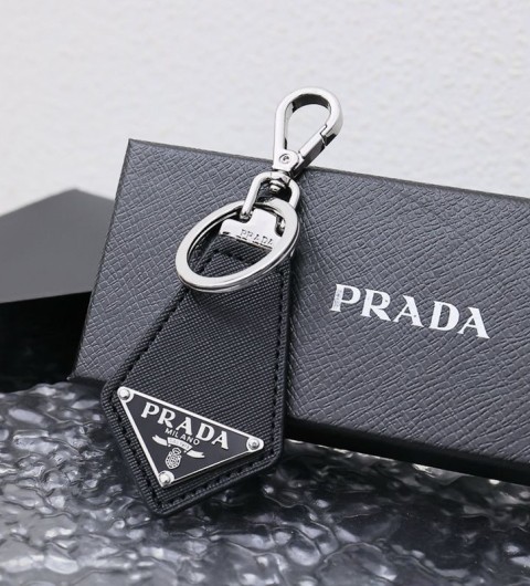 프라다 사피아노 삼각로고 키링 블랙