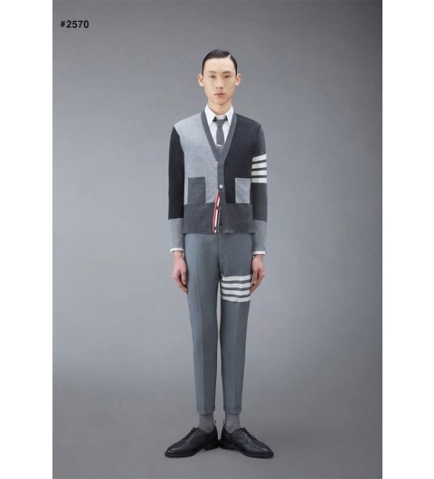 톰브라운 4바 펀믹스 V 넥 가디건 - 풀박스