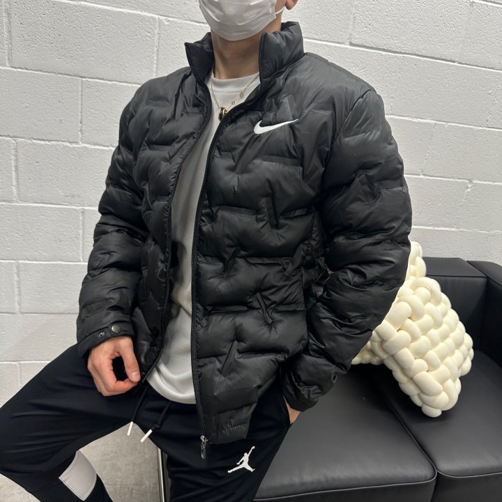 나이키 에어로로프트 오리털 쪼끼 패딩 (오리털100%) -2color