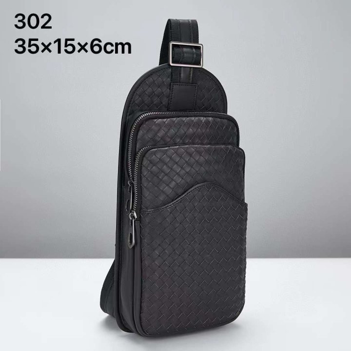 보테가베네타 투지퍼 슬링백