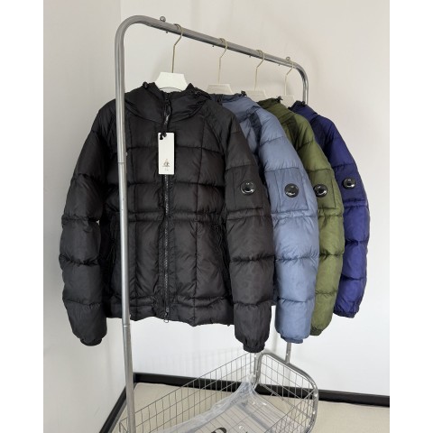 CP컴퍼니 DD쉘 후드 미디엄 다운 자켓 - 3 Color