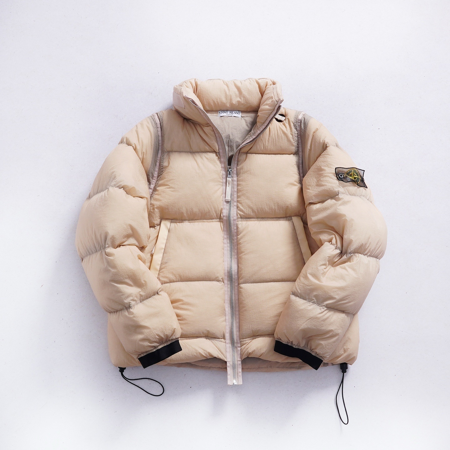 스톤아일랜드 마이크로랩스 구스다운 패딩 - 망사와펜