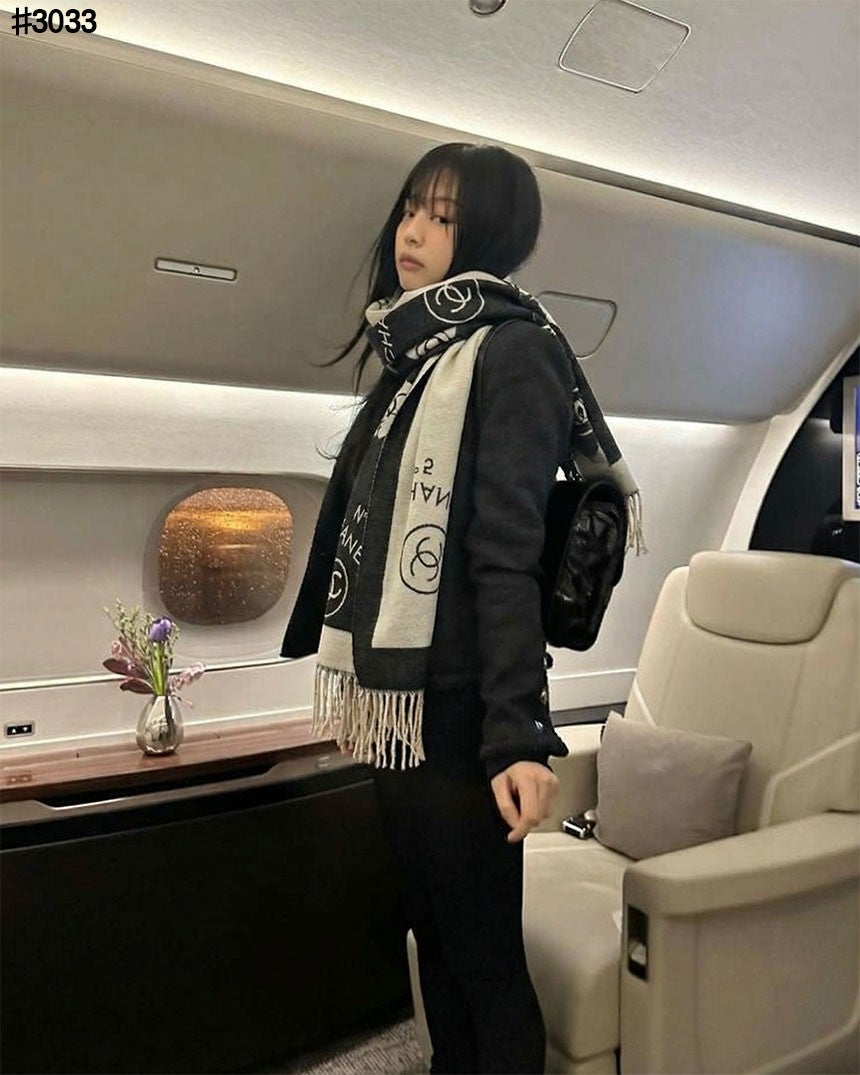 샤넬 넘버 5 까멜리아 아트워크 울 자카드 태슬 숄 머플러