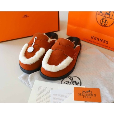 에르메스 스웨이드 고(GO) 뮬 슬리퍼