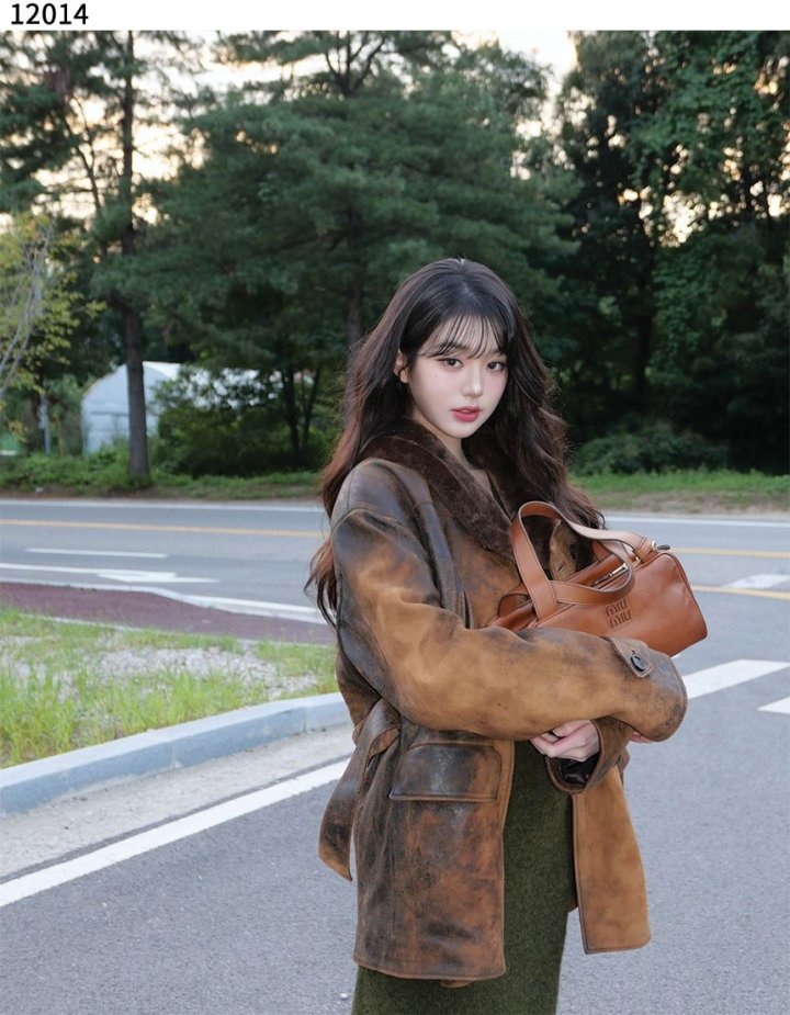 미우미우 가죽 탑 핸들 백