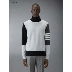 톰브라운 펀믹스 4바 터틀넥 스웨터