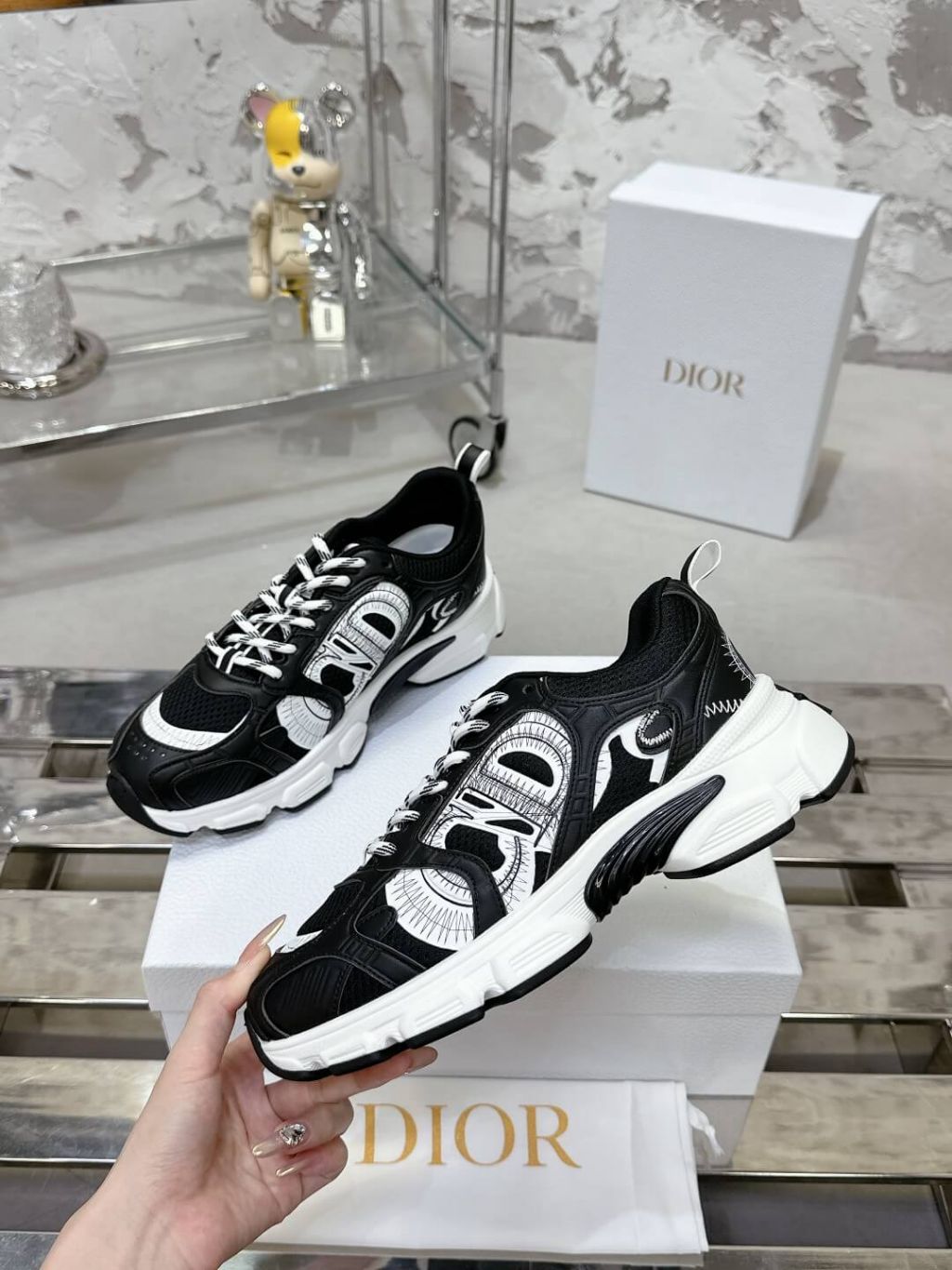 디올 크로노 스니커즈 (국내당일배송)