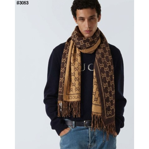 구찌 GG 울 자카드 태슬 숄 머플러