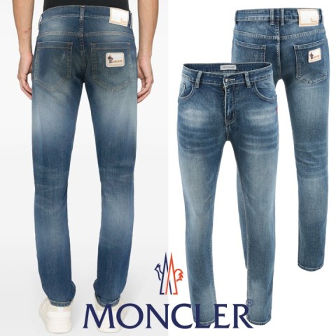 몽클레어 화이트 노블스틸 패치 워싱 슬림진