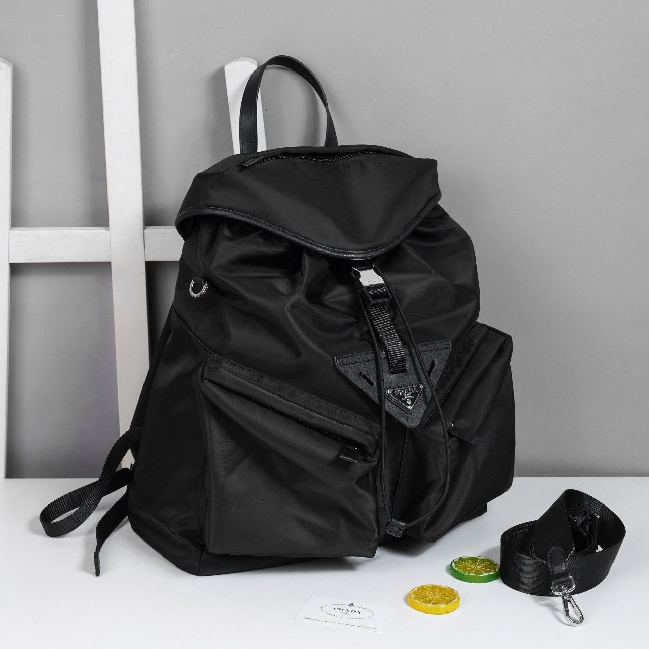 프라다 리나일론 레더 트리밍 백팩