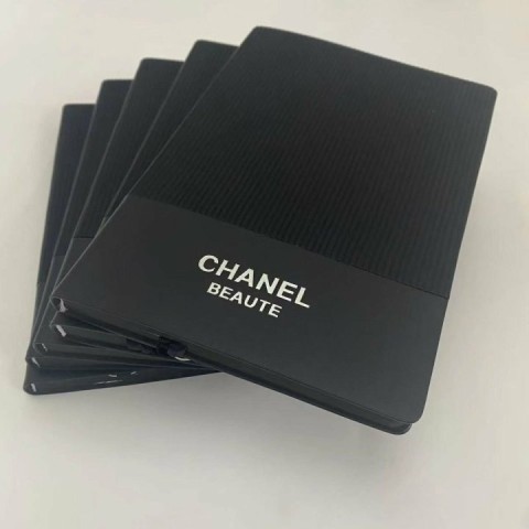 샤넬 노벨티 뷰티 다이어리