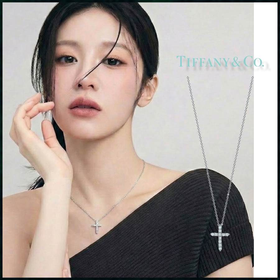 티파니앤코 크로스 펜던트 네크리스