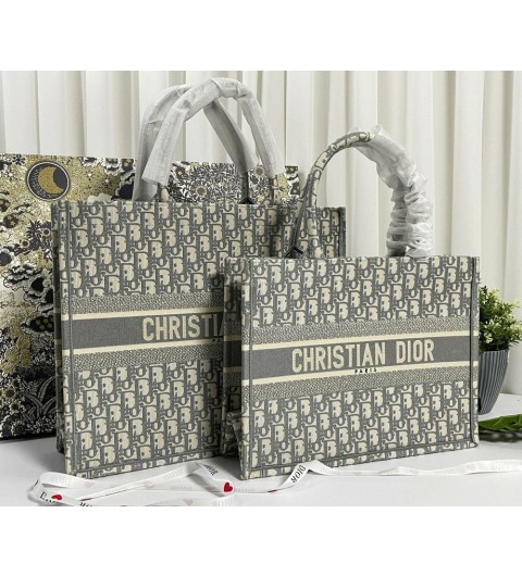 디올 북토트백 그레이 ( 2 TYPE )
